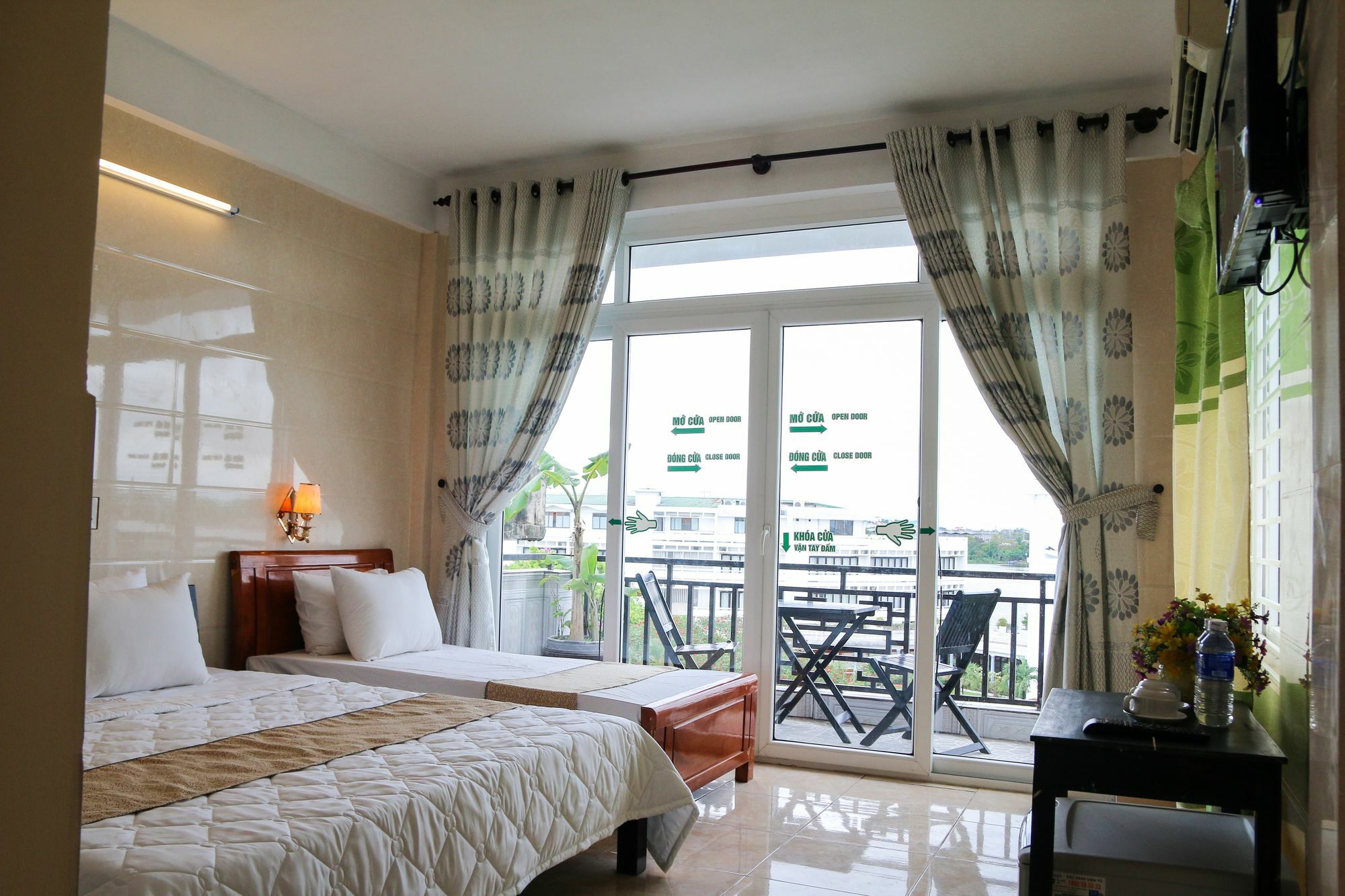Hue Family Boutique Homestay Exterior photo